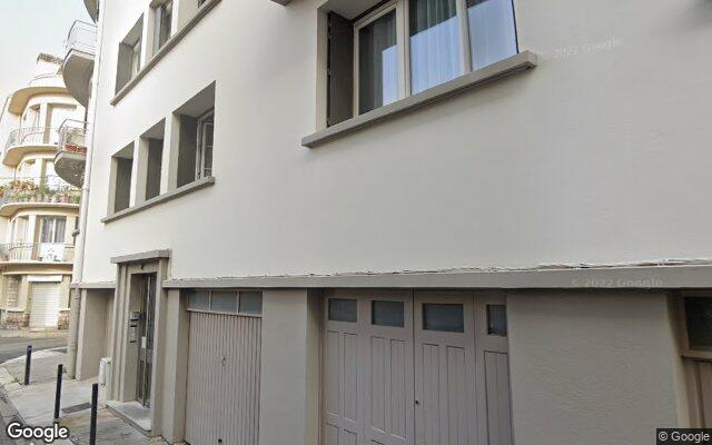 Façade : 2 rue Bossuet, Nîmes