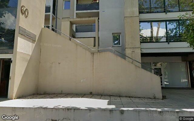 Façade : 60 rue Vincent Faita, Nîmes
